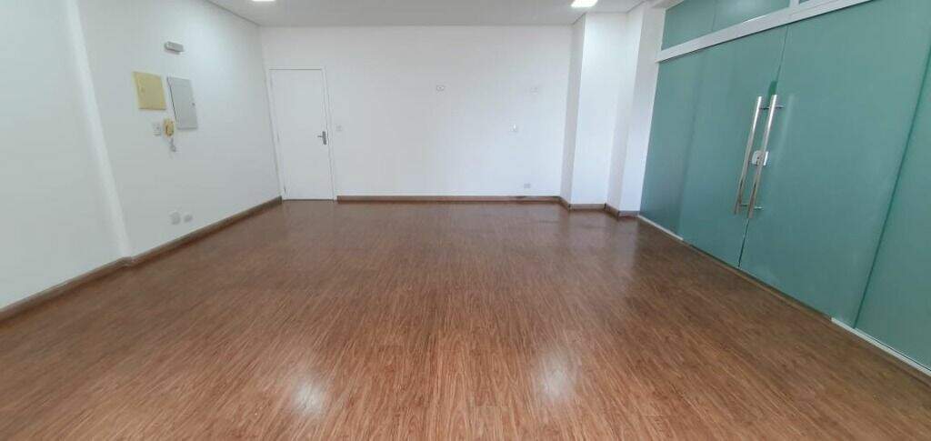 Sala à venda no Centro: 