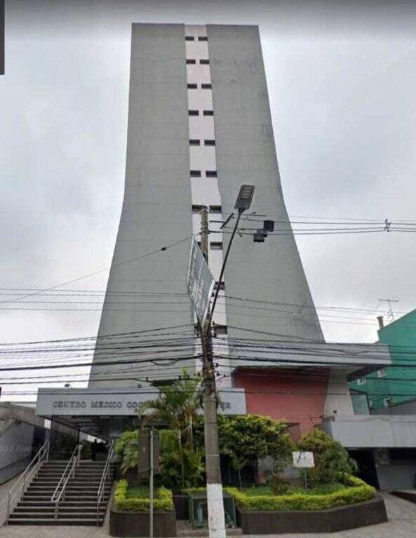 Sala à venda no Centro: 