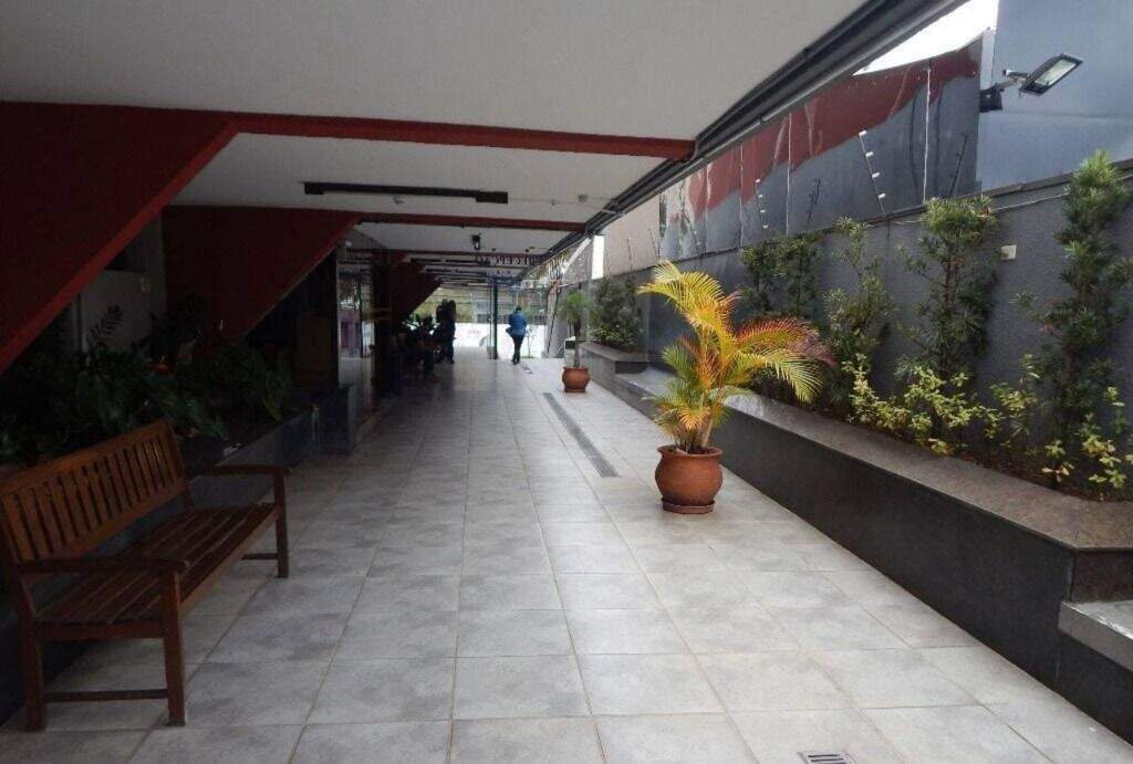 Sala para aluguel no Centro: 