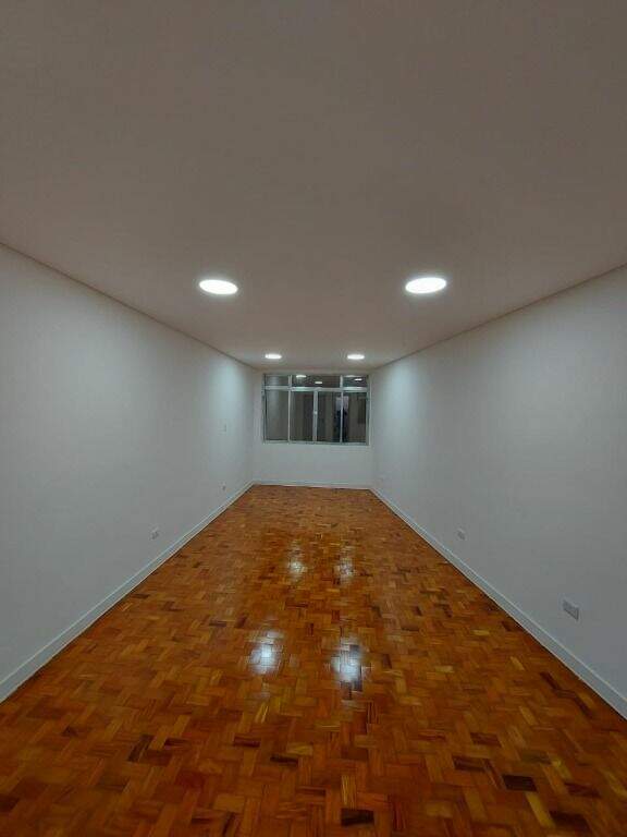 Sala à venda no Centro: 