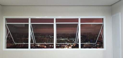 Sala à venda no Centro: 