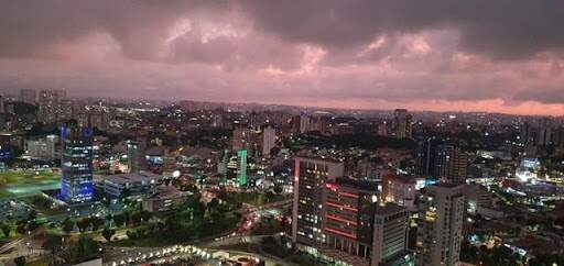 Sala para aluguel no Centro: 