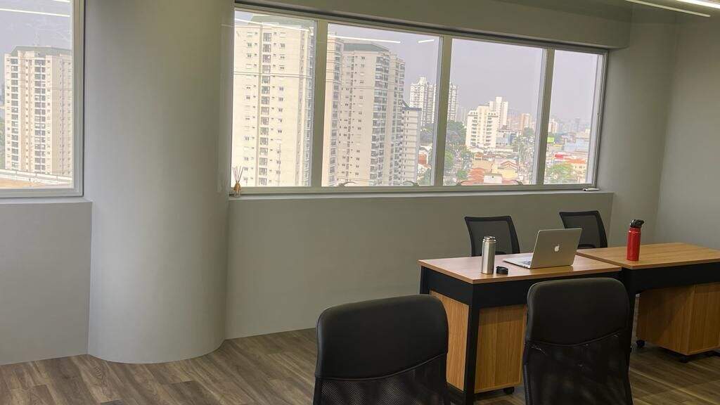 Sala à venda no Centro: 