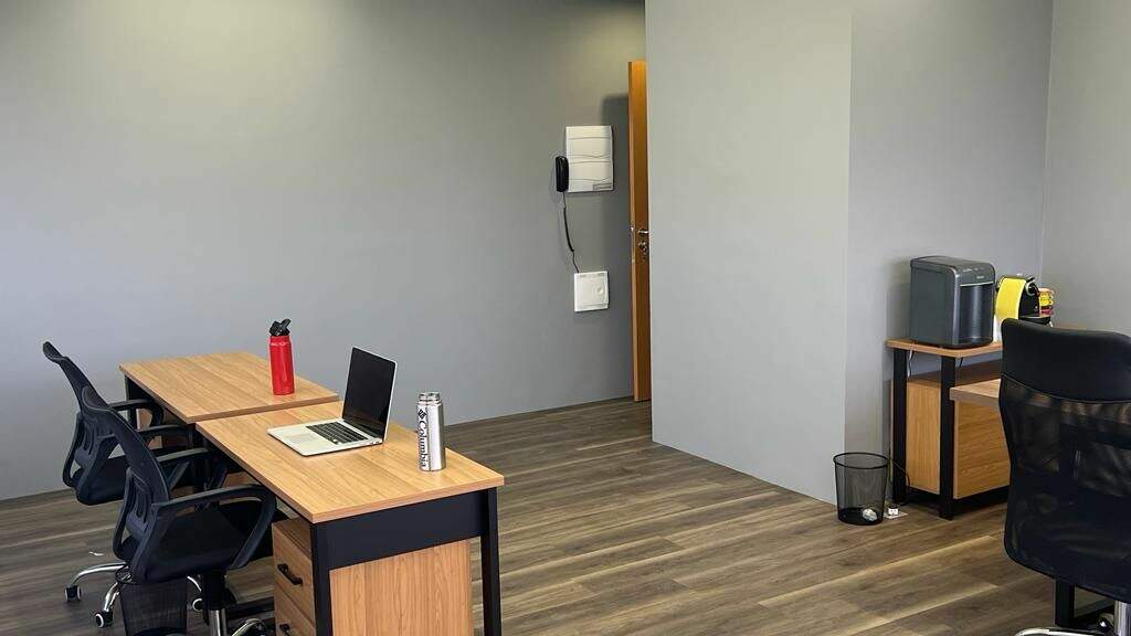 Sala à venda no Centro: 