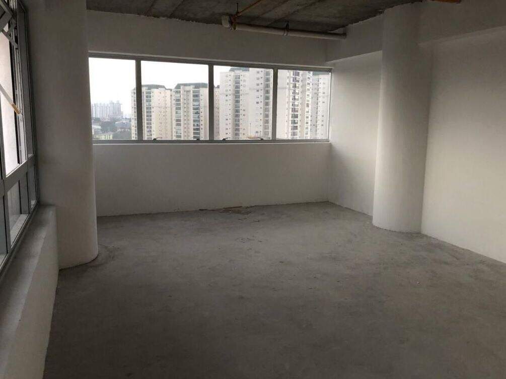 Sala à venda no Centro: 