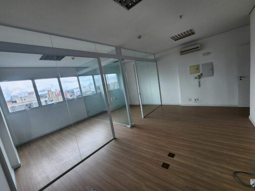 Sala para aluguel no Centro: 