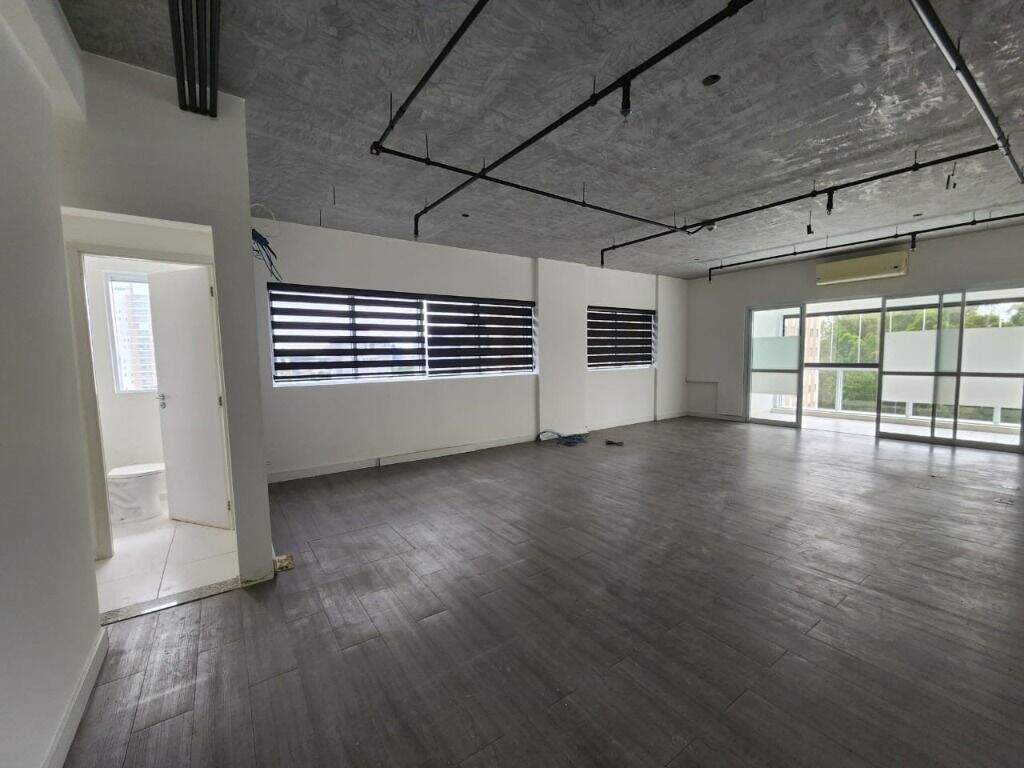 Sala para aluguel no Baeta Neves: 