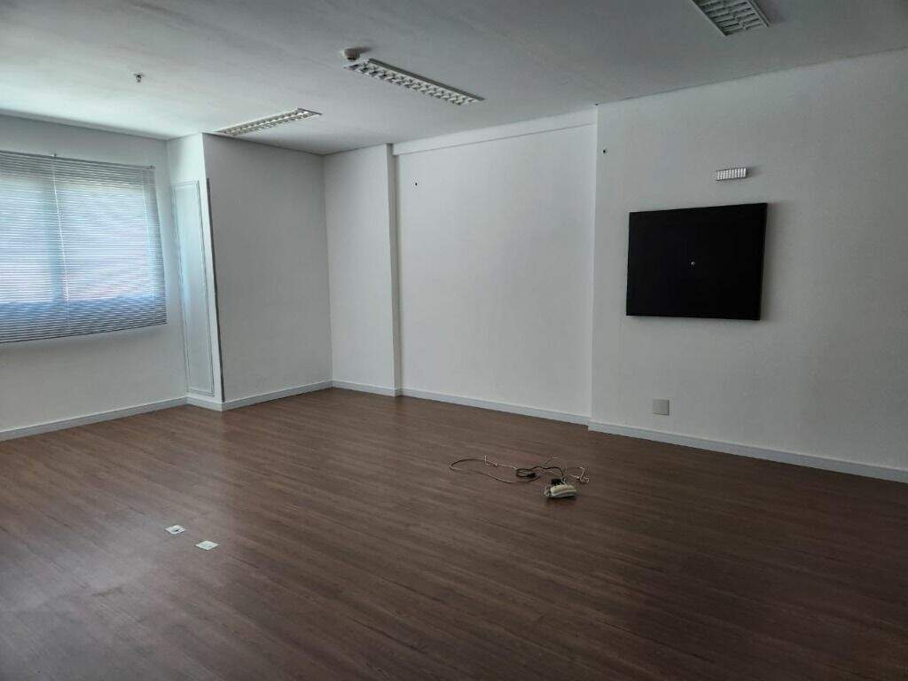 Sala para aluguel no Centro: 