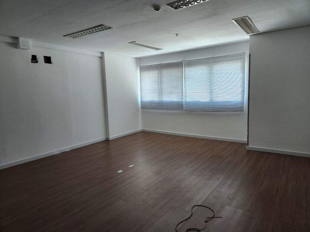 Sala para aluguel no Centro: 