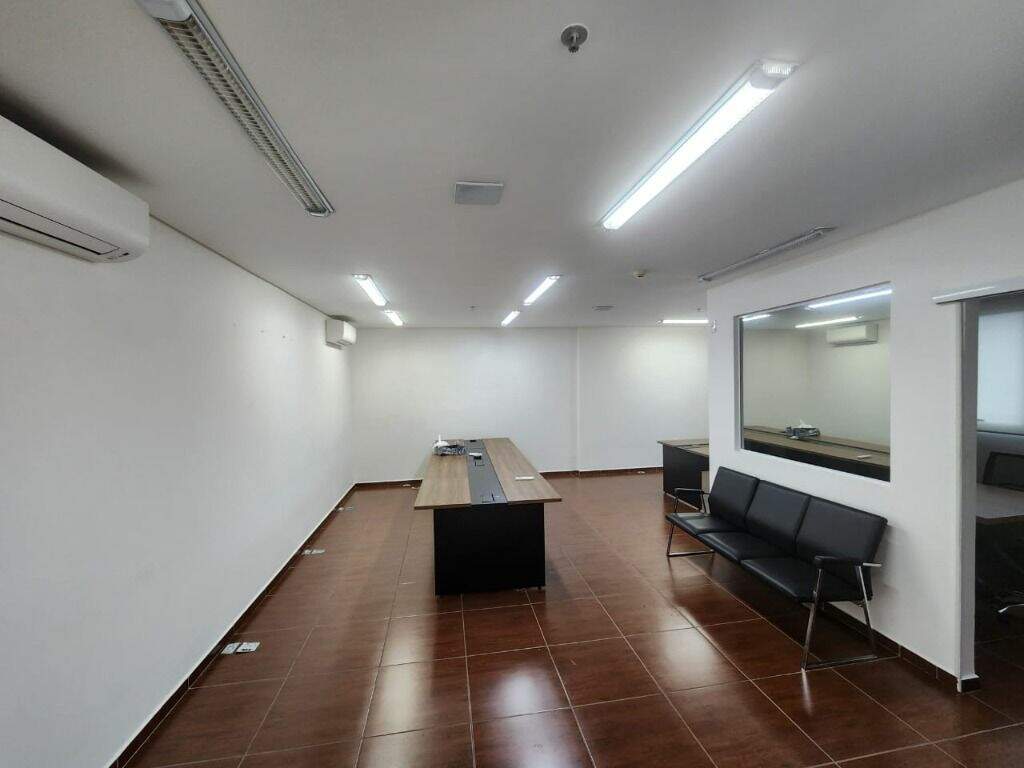 Sala para aluguel no Centro: 