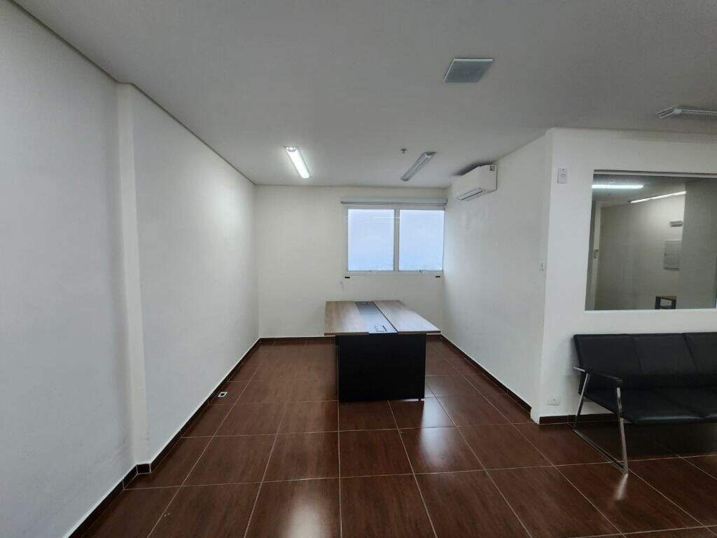 Sala para aluguel no Centro: 