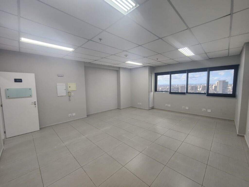 Sala para aluguel no Centro: 