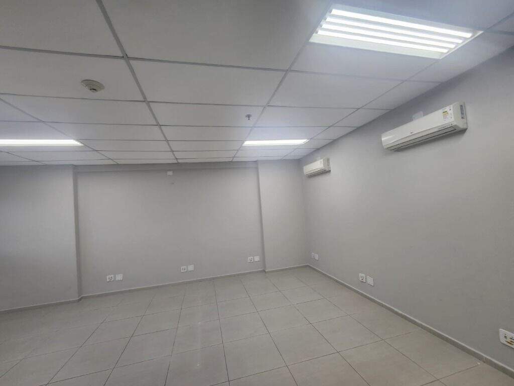 Sala para aluguel no Centro: 