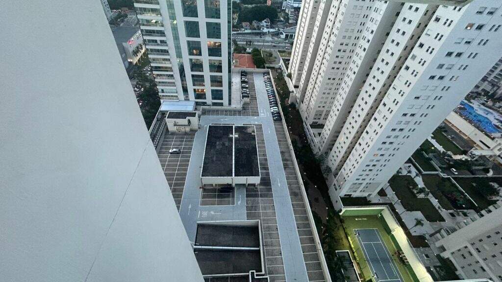 Sala à venda no Centro: 