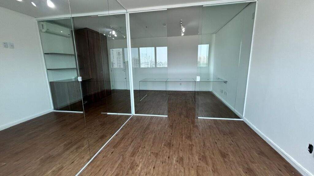 Sala para aluguel no Centro: 