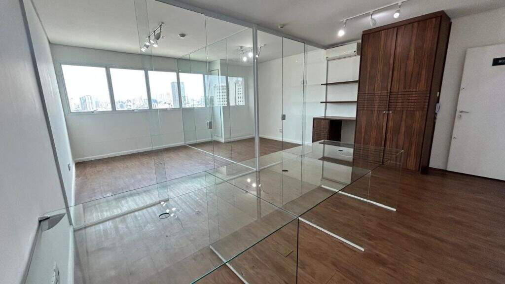 Sala para aluguel no Centro: 