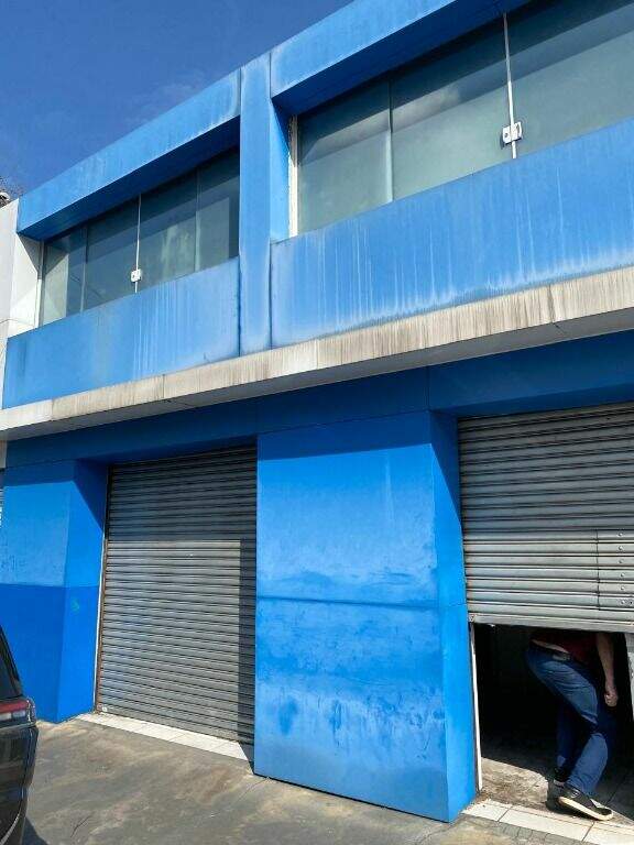 Salão para aluguel no Jardim do Mar: 