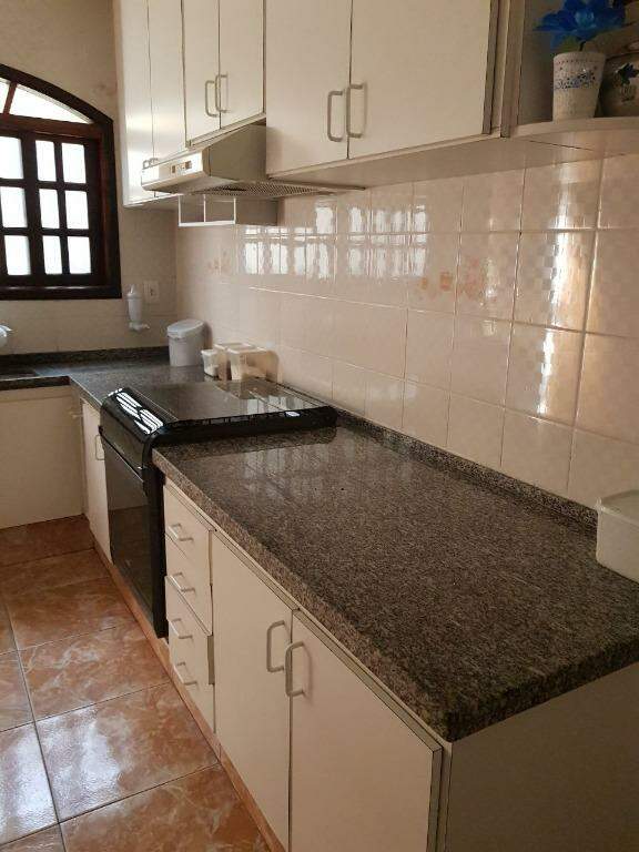 Sobrado à venda no Jardim Tenani: 