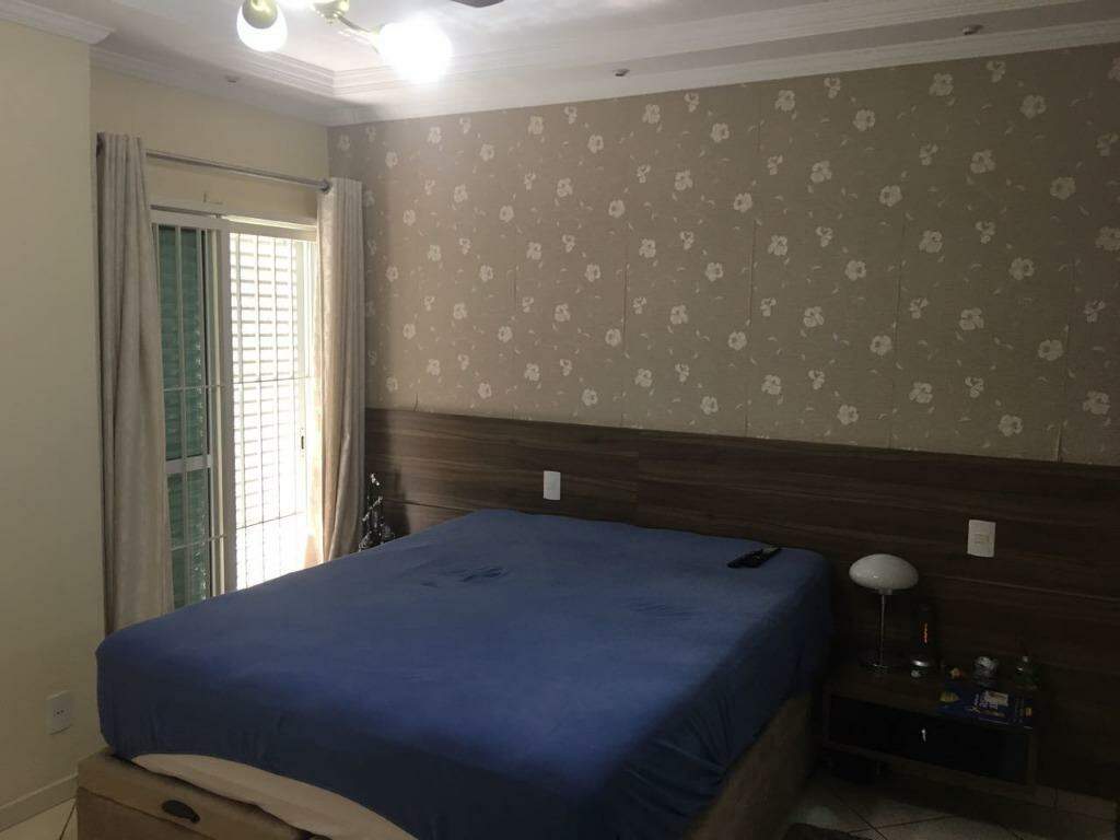 Sobrado à venda no Parque Oratório: 