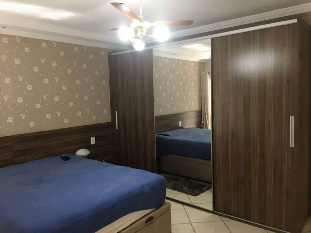 Sobrado à venda no Parque Oratório: 