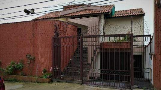 Sobrado à venda no Vila Junqueira: 