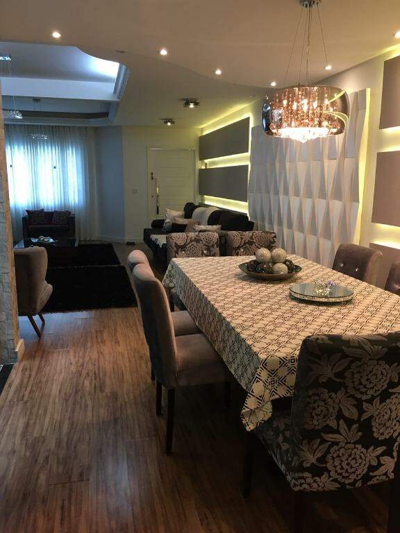 Sobrado à venda no Jardim Fada: 