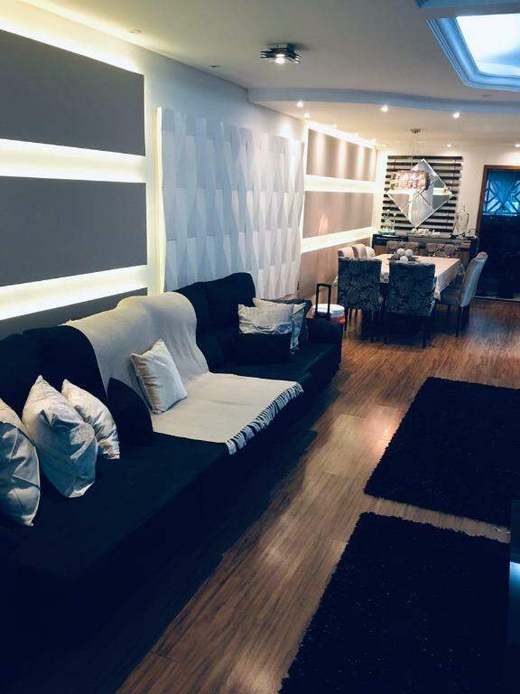 Sobrado à venda no Jardim Fada: 