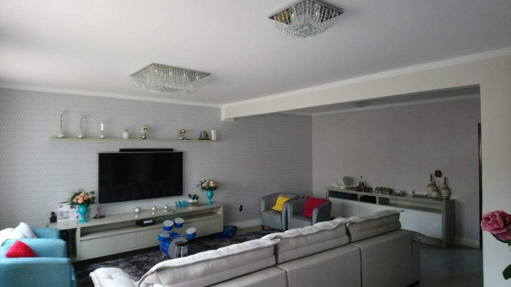 Sobrado à venda no Campestre: 