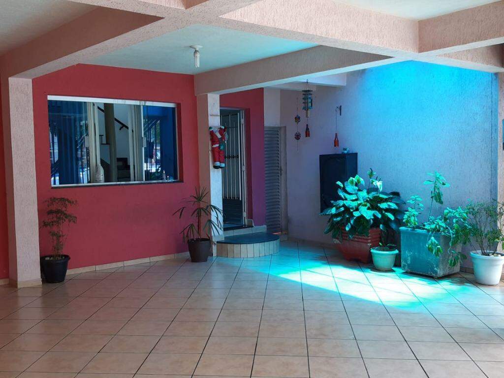 Sobrado à venda no Parque Novo Oratório: 