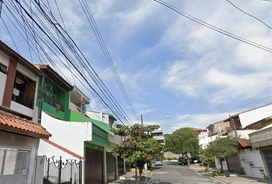 Sobrado à venda no Parque Selecta(Montanhão): 