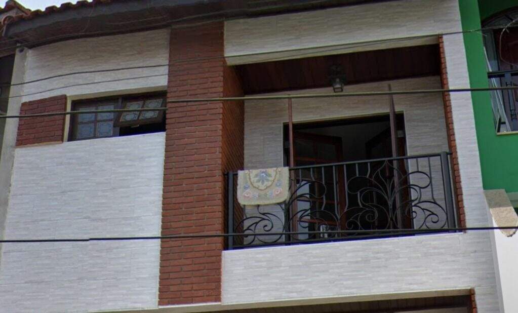 Sobrado à venda no Parque Selecta(Montanhão): 