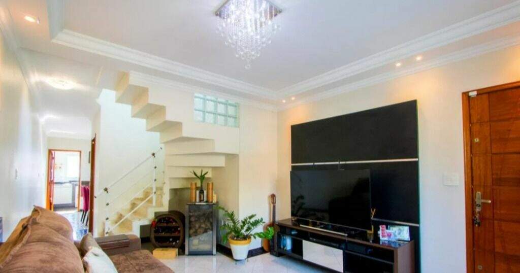 Sobrado à venda no Vila Curuçá: 