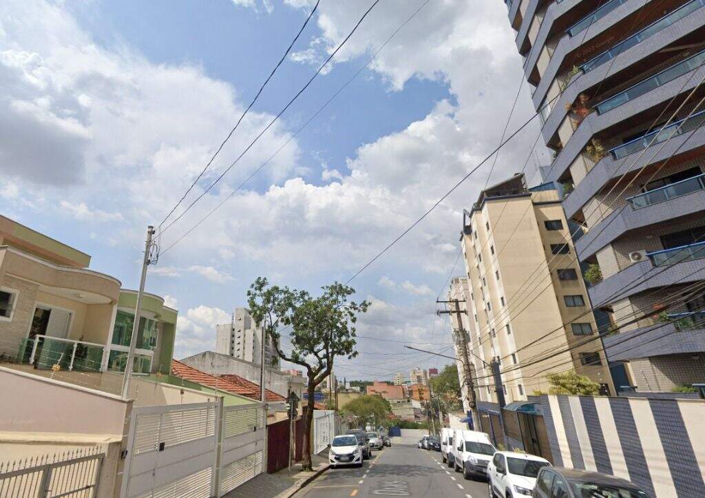 Sobrado à venda no Centro: 