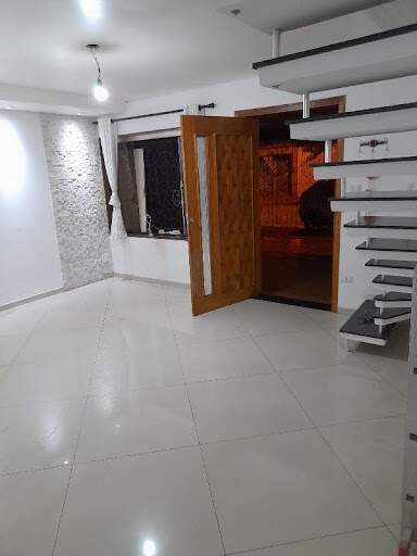 Sobrado à venda no Vila Palmares: 