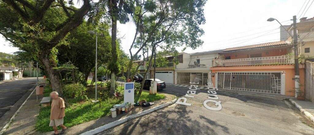 Sobrado à venda no Paulicéia: 