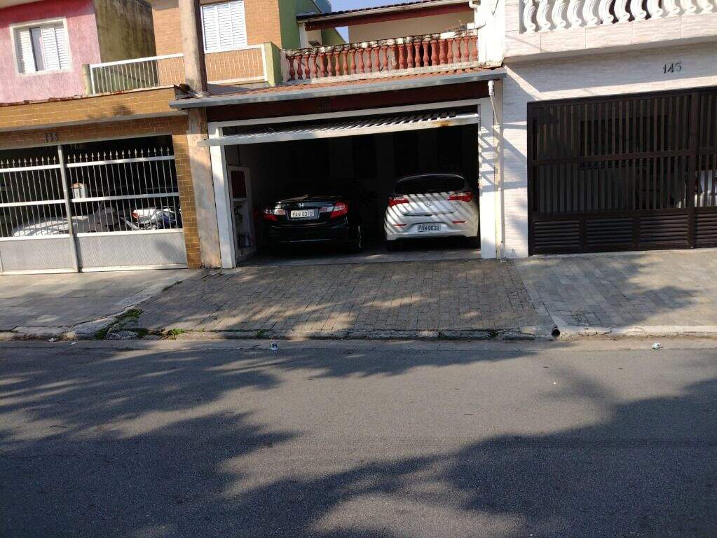 Sobrado à venda no Chácara Sambura: 