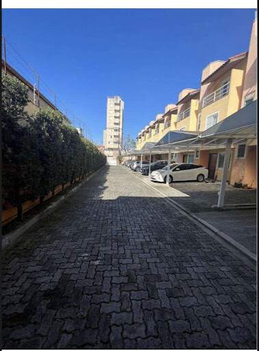 Sobrado à venda no Jardim: 