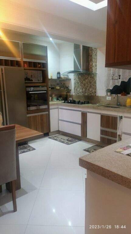 Sobrado à venda no Jardim Atlântico: 