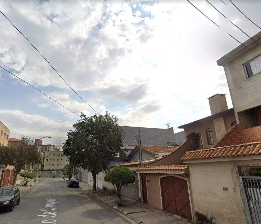 Sobrado à venda no Jardim Orlandina: 