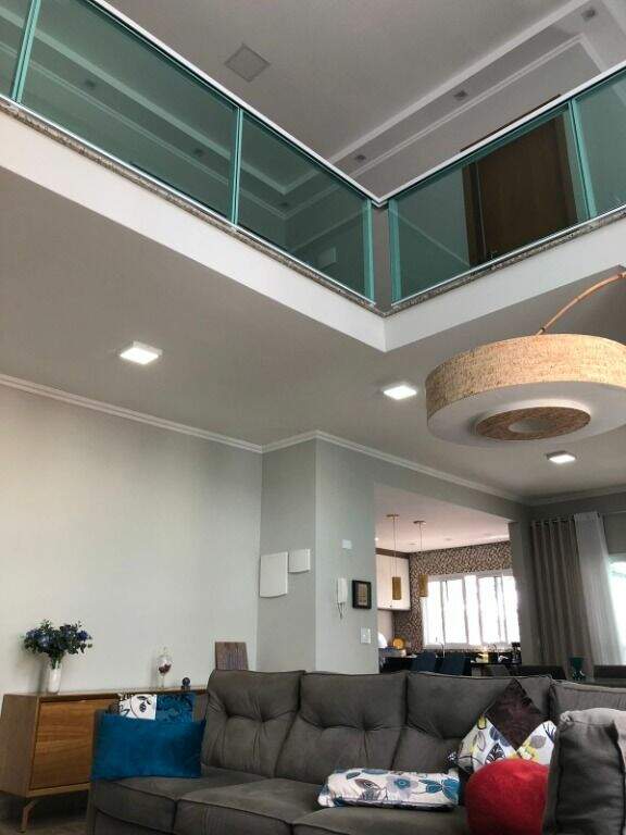 Sobrado à venda no Vila Alzira: 