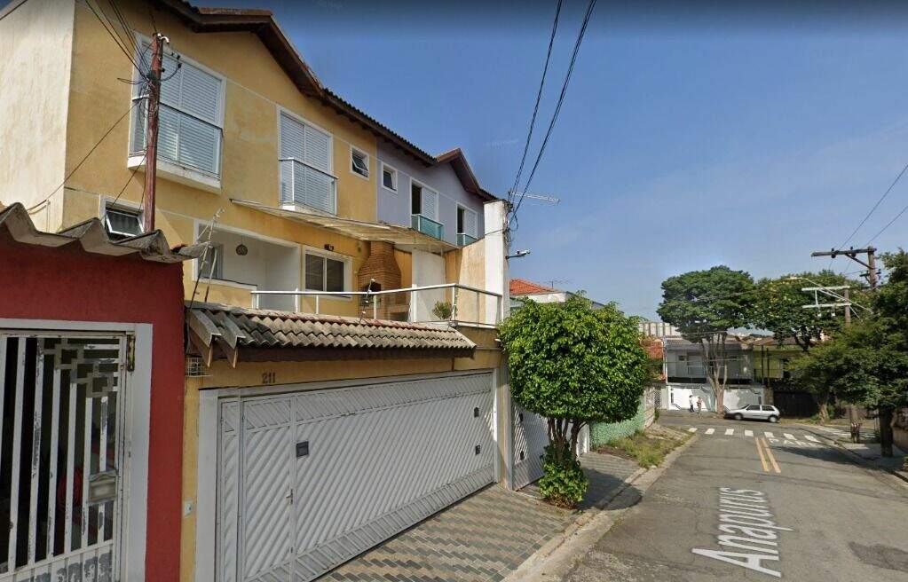 Sobrado à venda no Vila Cecília Maria: 