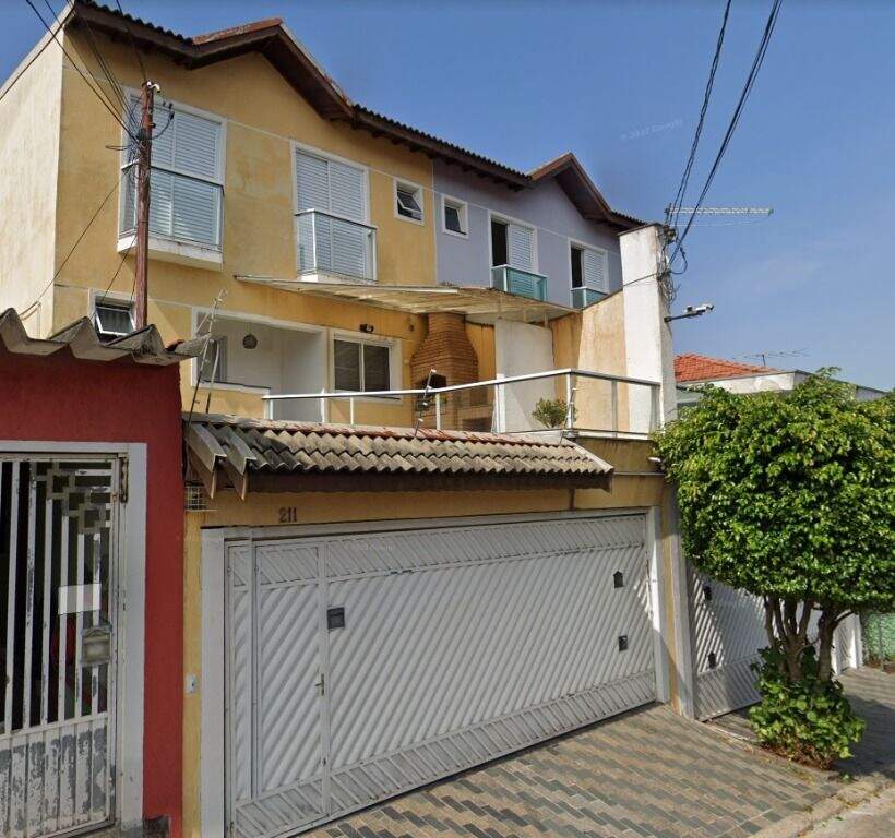 Sobrado à venda no Vila Cecília Maria: 