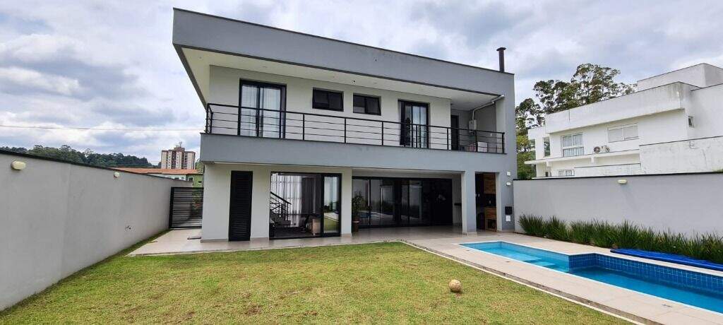 Sobrado à venda no Parque Terra Nova II: 