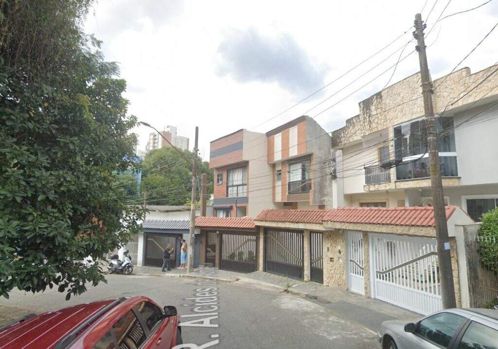 Sobrado à venda no Jardim São Luís: 