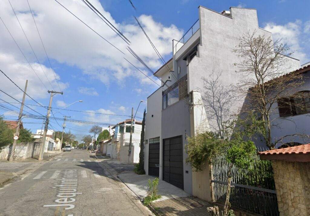 Sobrado à venda no Campestre: 