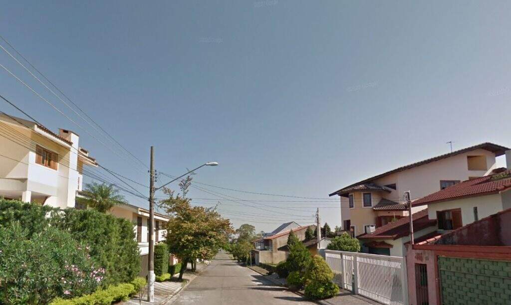 Sobrado à venda no Parque dos Pássaros: 