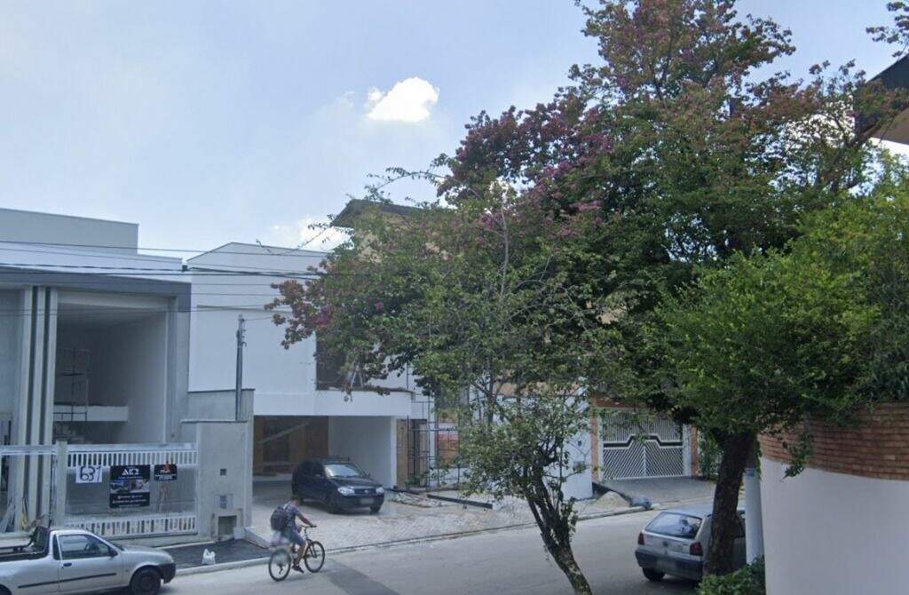 Sobrado à venda no Parque dos Pássaros: 