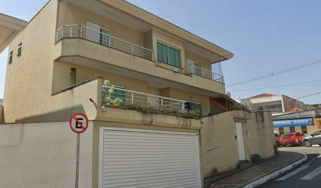 Sobrado à venda no Santa Terezinha: 