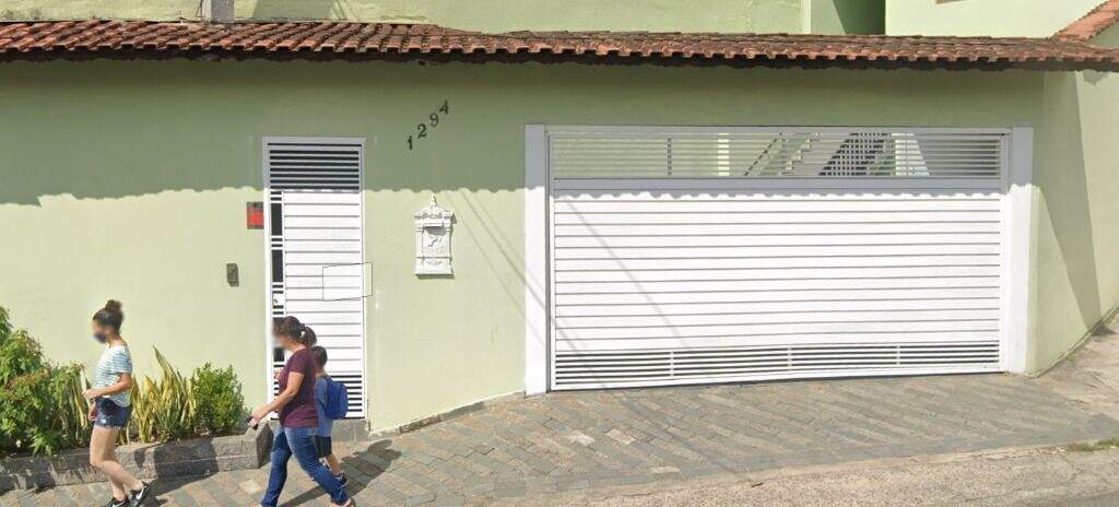 Sobrado à venda no Vila Eldízia: 
