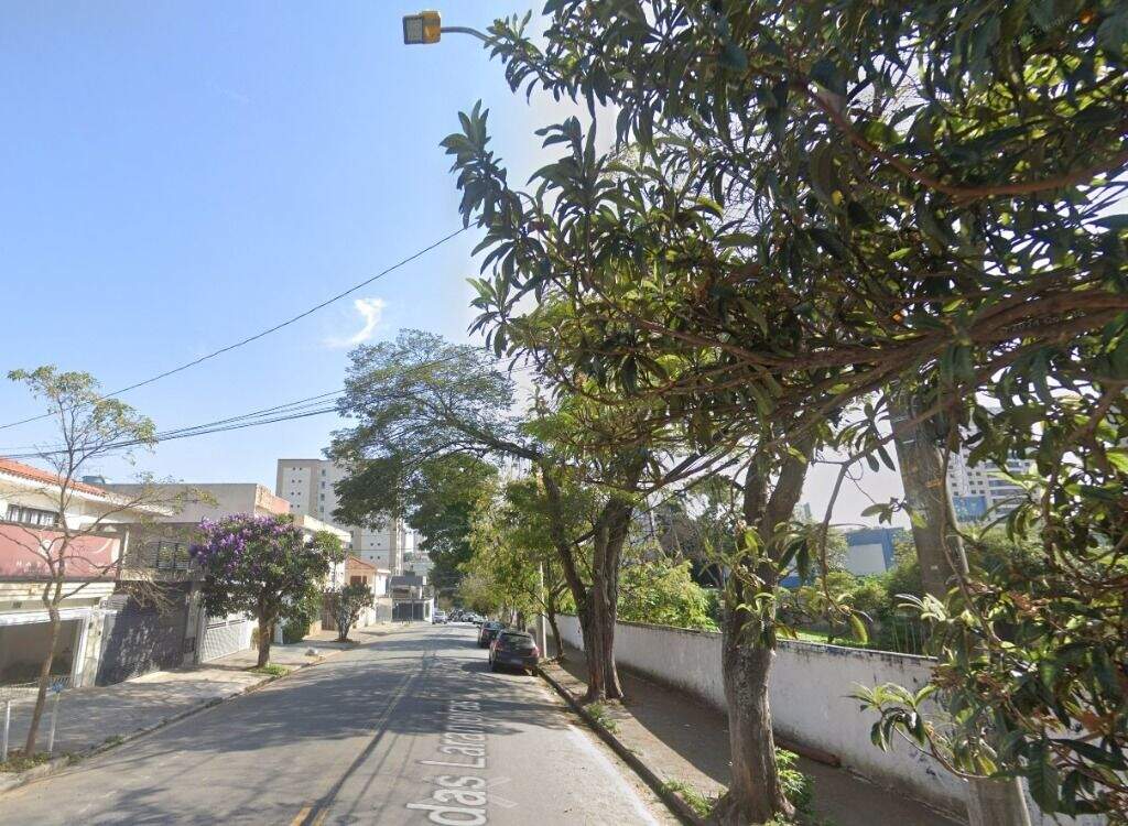 Sobrado à venda no Jardim: 